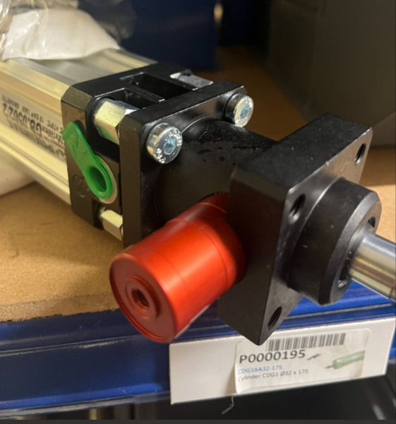 Fichier:D0008557 Modified cylinder Assembly Screenshot 2025-04-16 165431.png