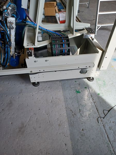 Fichier:Sturtz Welder Installation 20220516 143624.jpg