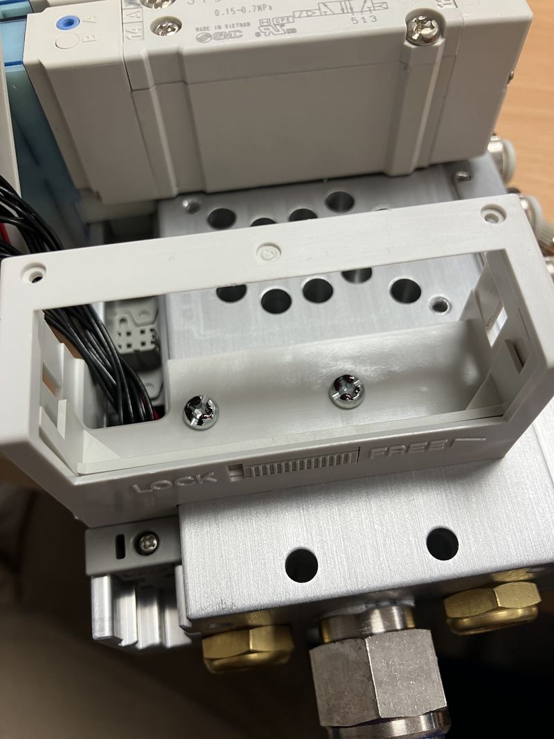 How To Change the D-Sub Support Stands on a SMC Valve Bank Media 5-717C6E89-0EEA-4896-916B-77F79C33DBD1.jpg