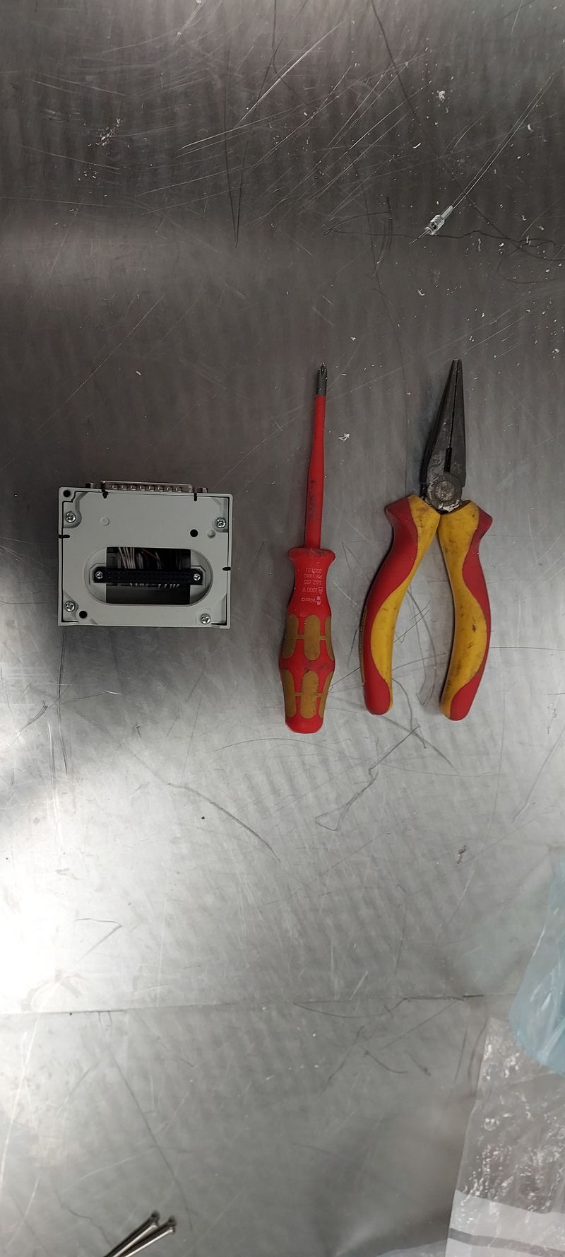 How To Change the D-Sub Support Stands on a SMC Valve Bank 20250514 145039.jpg