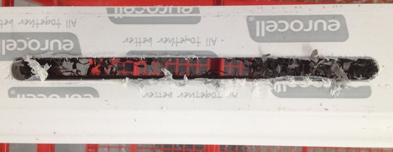 Fichier:Swarf Clearance in Night Vents VH114DS Btm Spd 35.jpg